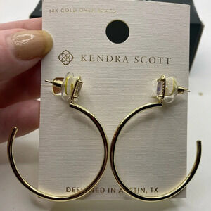 KENDRA SCOTT ‘Pepper’ Open Hoop 14K Earrings Iridescent Dichroic Glass NEW NWT